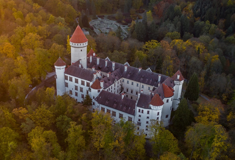 Konopiště nedaleko Lakeside resort Slapy